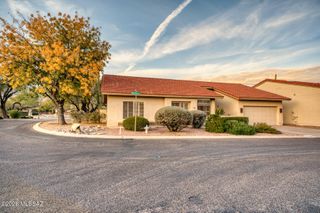 5590 N Waterfield Drive, Tucson, AZ 85750