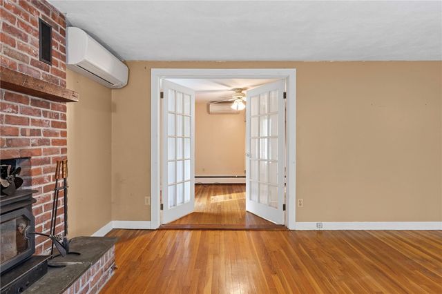 569 Hill Farm Road, Coventry, RI 02816