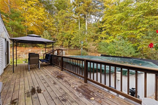 569 Hill Farm Road, Coventry, RI 02816