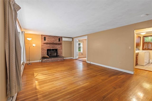 569 Hill Farm Road, Coventry, RI 02816