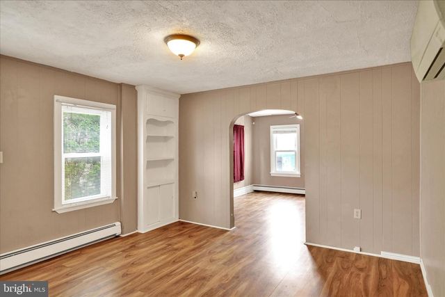 132 S CHURCH ST, Mohnton, PA 19540