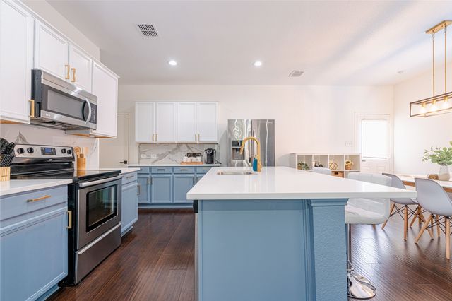 1005 Jamie Drive, Grand Prairie, TX 75052