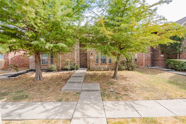 1005 Jamie Drive, Grand Prairie, TX 75052