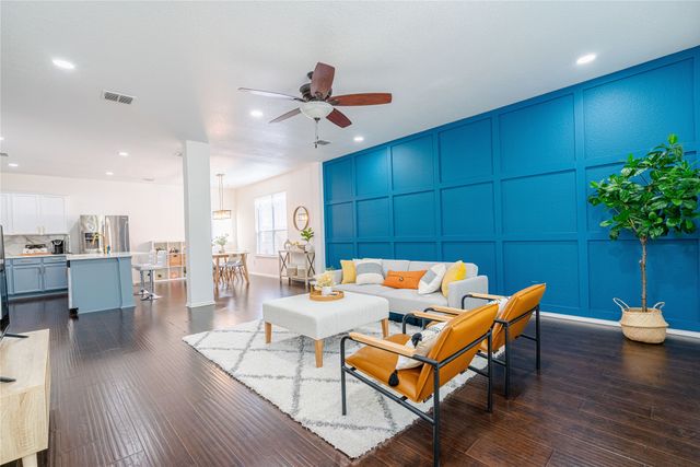 1005 Jamie Drive, Grand Prairie, TX 75052