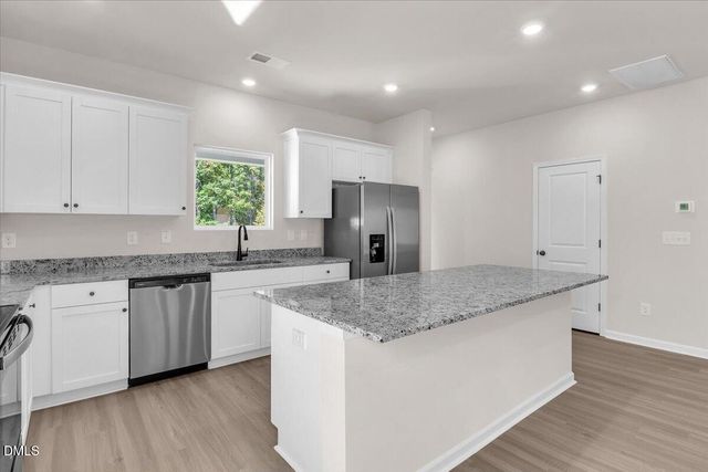 49 Neuse Hollow Court, Clayton, NC 27527