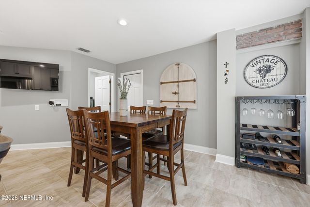 8242 SHADE TREE Court, Jacksonville, FL 32256