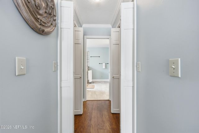 8242 SHADE TREE Court, Jacksonville, FL 32256