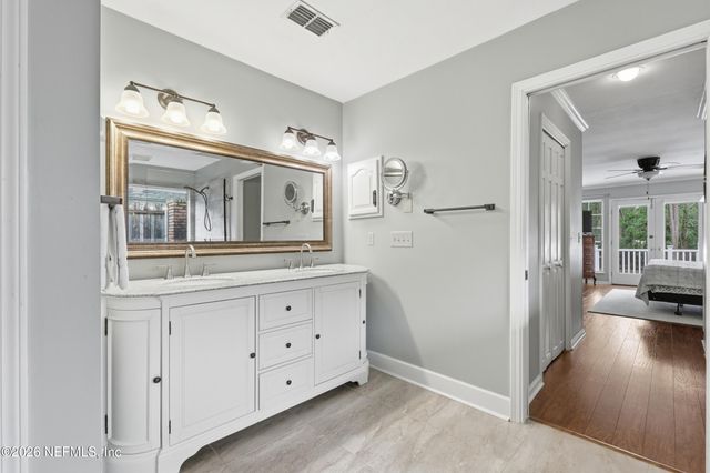 8242 SHADE TREE Court, Jacksonville, FL 32256