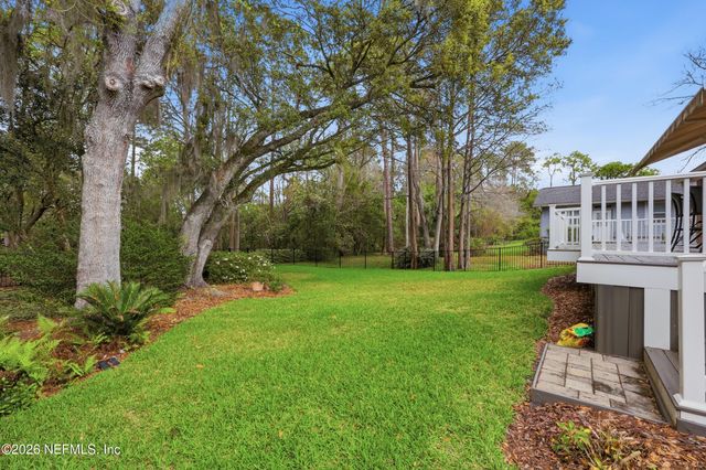 8242 SHADE TREE Court, Jacksonville, FL 32256