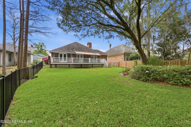 8242 SHADE TREE Court, Jacksonville, FL 32256