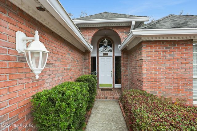 8242 SHADE TREE Court, Jacksonville, FL 32256