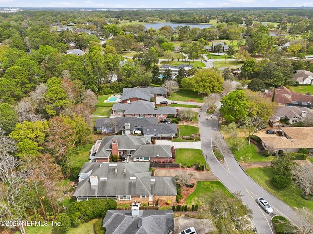 8242 SHADE TREE Court, Jacksonville, FL 32256