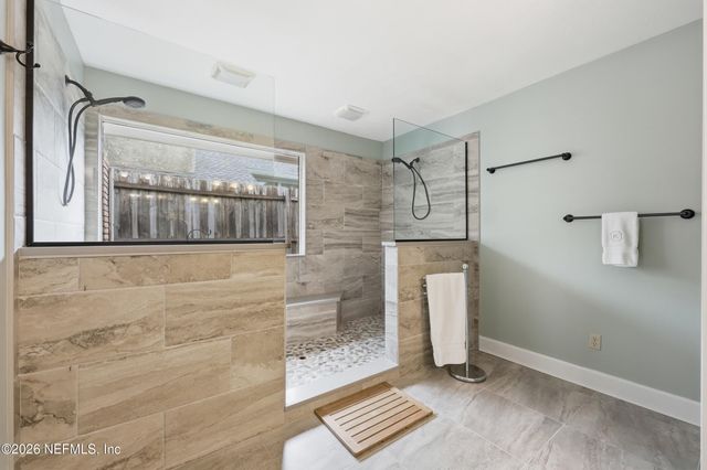 8242 SHADE TREE Court, Jacksonville, FL 32256