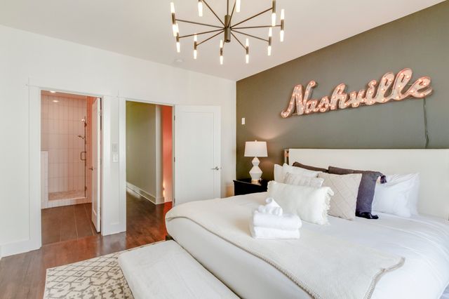 2001 Convent Pl Apt 10, Nashville, TN 37212