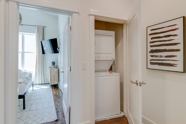 2001 Convent Pl Apt 10, Nashville, TN 37212