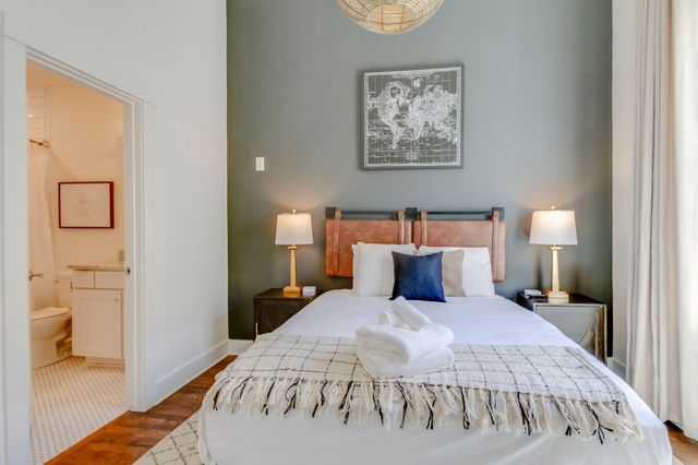 2001 Convent Pl Apt 10, Nashville, TN 37212