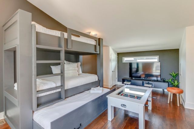 2001 Convent Pl Apt 10, Nashville, TN 37212