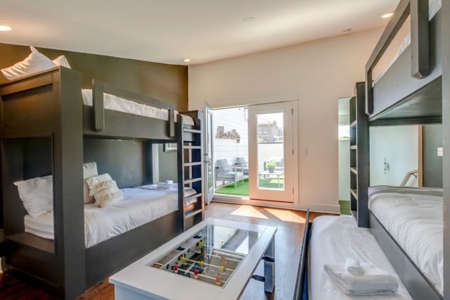 2001 Convent Pl Apt 10, Nashville, TN 37212