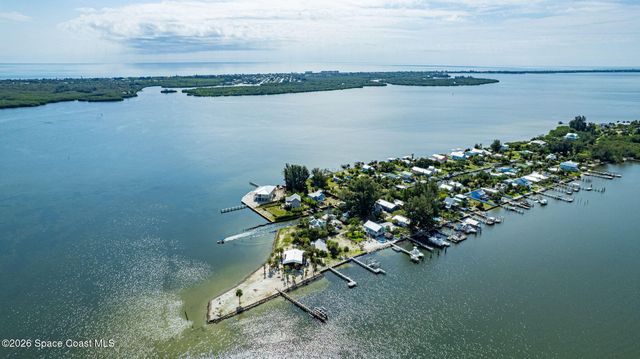 53 Vip Island A, Grant-valkaria, FL 32949