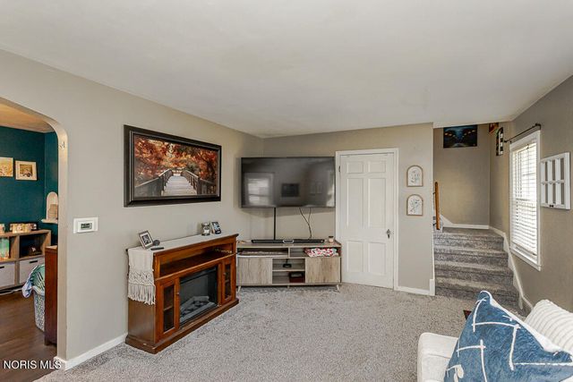2340 Beaufort Avenue, Toledo, OH 43613