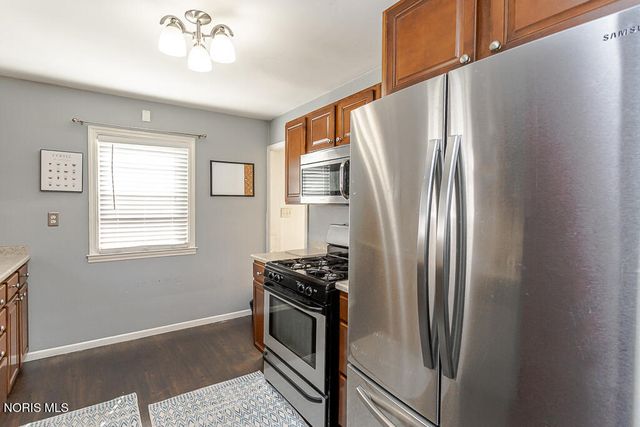 2340 Beaufort Avenue, Toledo, OH 43613