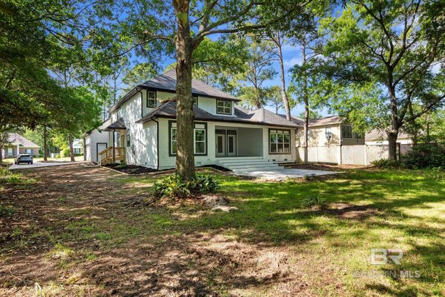 621 Wedgewood Drive, Gulf Shores, AL 36542