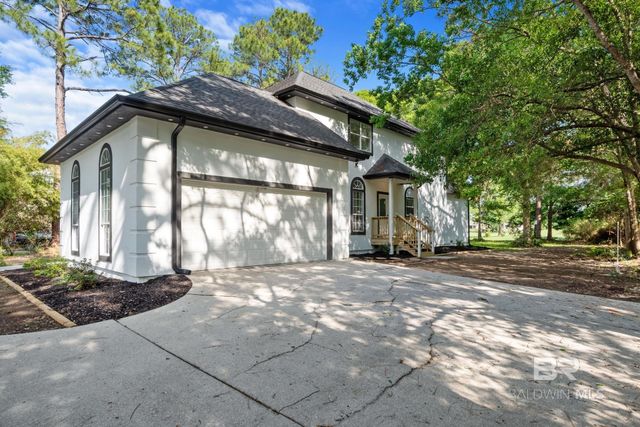 621 Wedgewood Drive, Gulf Shores, AL 36542