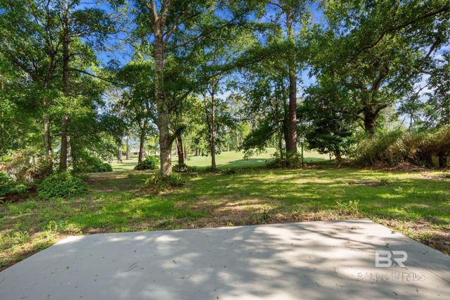 621 Wedgewood Drive, Gulf Shores, AL 36542