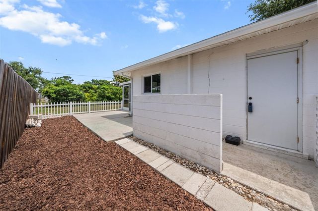 1214 POPLAR AVENUE, Venice, FL 34285
