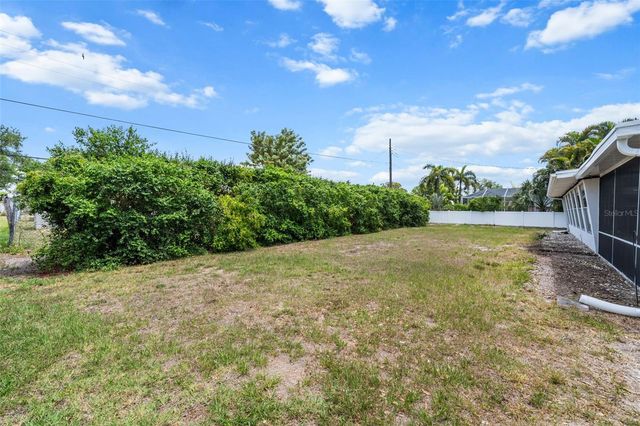 1214 POPLAR AVENUE, Venice, FL 34285