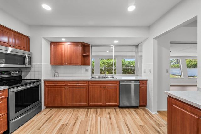 1214 POPLAR AVENUE, Venice, FL 34285