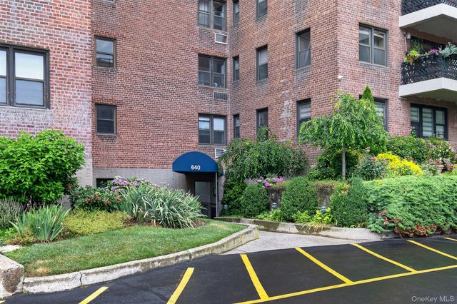 640 Pelham Road 5G, New Rochelle, NY 10805