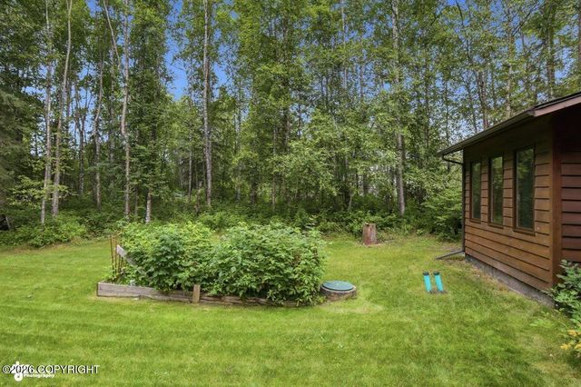 21430 Snowflower Loop, Chugiak, AK 99567