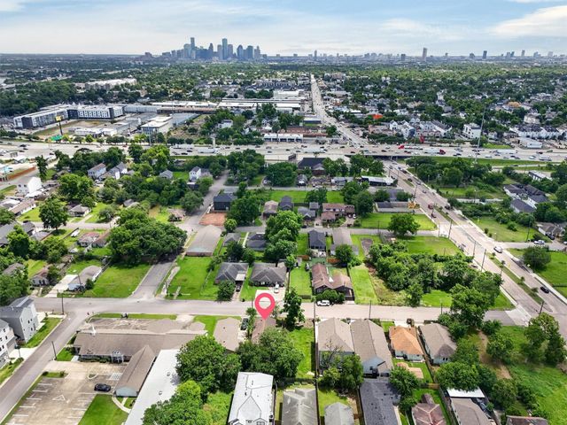 1315 E 33rd Street, Houston, TX 77022