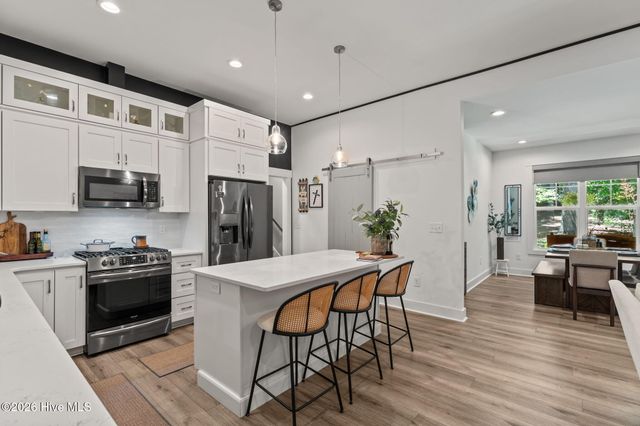 1659 E Indiana Avenue, Southern Pines, NC 28387