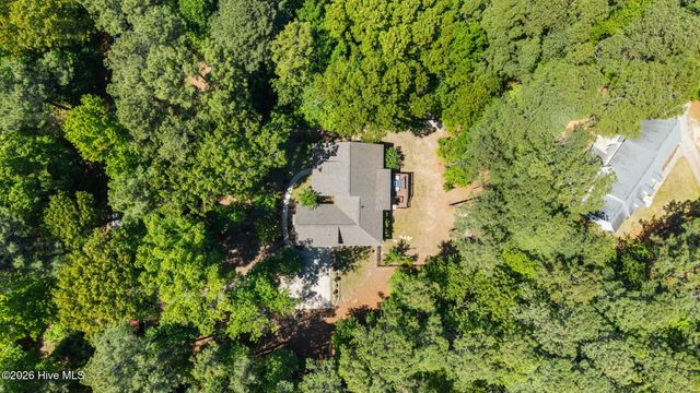 1659 E Indiana Avenue, Southern Pines, NC 28387