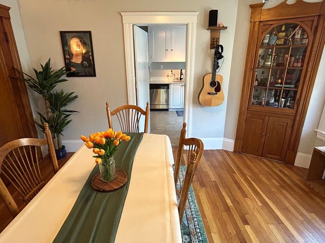 18 Ropes St 2R, Salem, MA 01970
