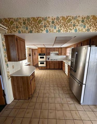 4422 MEADOWOOD STREET, Orlando, FL 32812