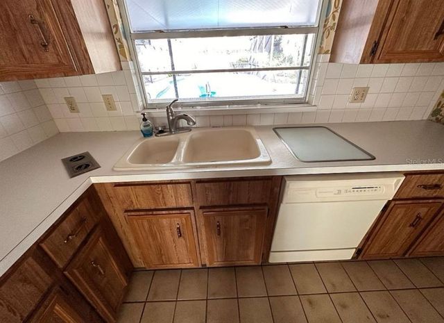 4422 MEADOWOOD STREET, Orlando, FL 32812