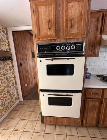 4422 MEADOWOOD STREET, Orlando, FL 32812