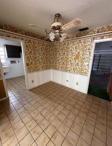 4422 MEADOWOOD STREET, Orlando, FL 32812