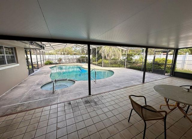 4422 MEADOWOOD STREET, Orlando, FL 32812
