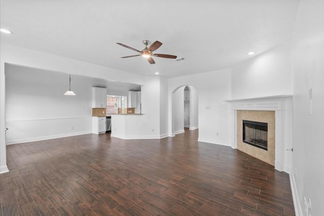 5627 Carta Valley Lane, Richmond, TX 77469