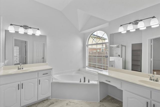 5627 Carta Valley Lane, Richmond, TX 77469