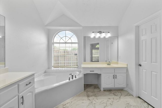 5627 Carta Valley Lane, Richmond, TX 77469