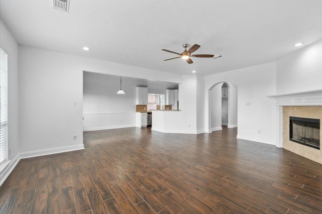 5627 Carta Valley Lane, Richmond, TX 77469