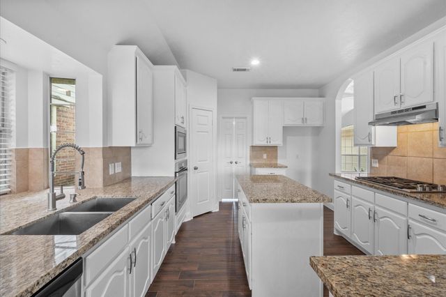 5627 Carta Valley Lane, Richmond, TX 77469
