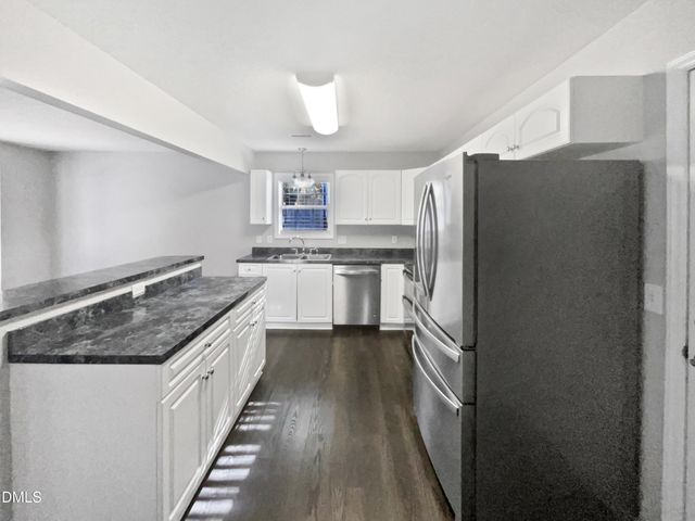 2734 Sunnybrook Drive, Sanford, NC 27330