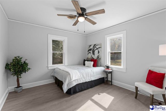 318 14th St, Hartsville, SC 29550