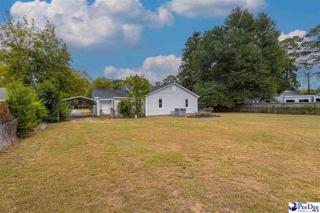 318 14th St, Hartsville, SC 29550